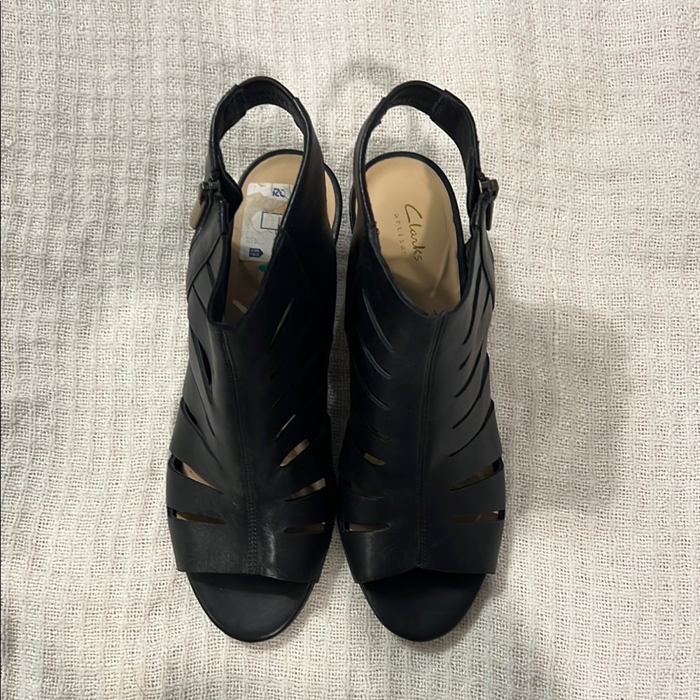 Clarks Women's Black Slingback Sandals